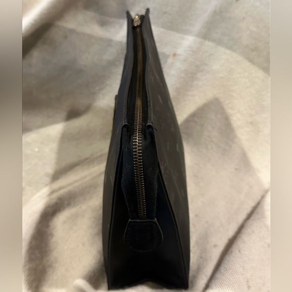 MCM Clutch - Picture 4 of 11